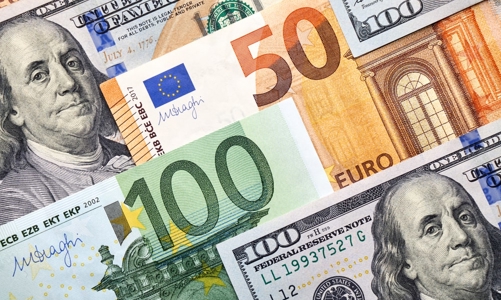 Đồng Euro thách thức vị trí tiền tệ toàn cầu của USD