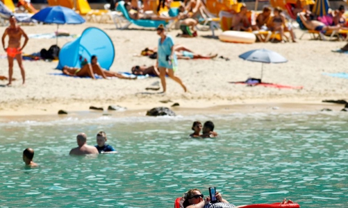 Du lịch toàn cầu khó phục hồi hoàn toàn trước năm 2024