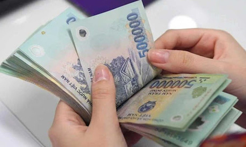 Khảo sát tiền lương 2.000 doanh nghiệp, xem xét tăng lương tối thiểu vùng 2023