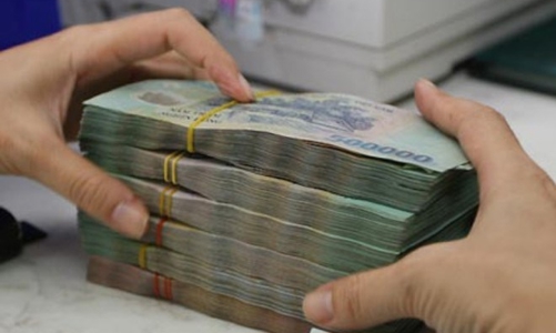 Ngân hàng Nhà nước bắt đầu bơm tiền hỗ trợ thanh khoản mùa cao điểm