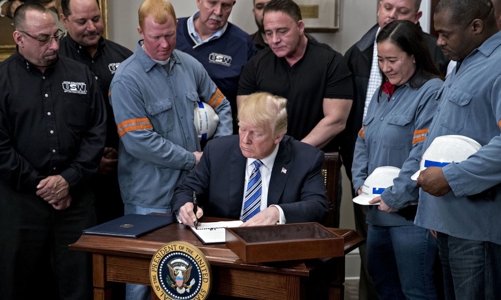 Mỹ-Nhật đạt thoả thuận dỡ bỏ thuế quan thép có từ thời ông Trump