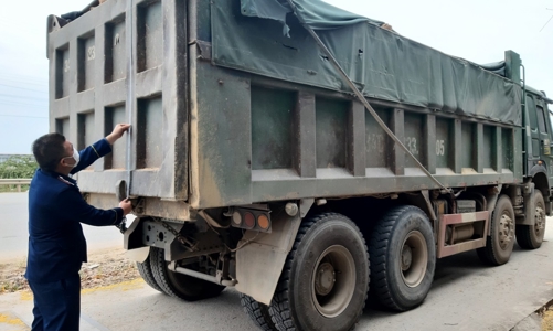 Xe quá tải “lộng hành”, Tổng cục Đường bộ chấn chỉnh 11 Sở Giao thông vận tải