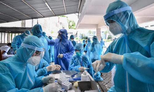 Ngày 17/2: Thêm 36.200 ca nhiễm mới, đã có 200 ca mắc biến thể Omicron