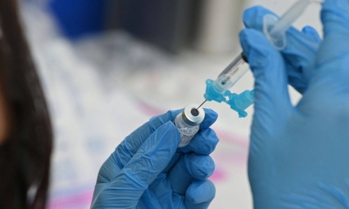 Mắc Omicron sau khi đã tiêm vaccine có thể tạo kháng thể cao chống lại biến chủng khác