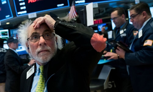 Căng thẳng Nga-Ukraine khiến Dow Jones mất thêm 200 điểm, giá dầu giằng co, Bitcoin giảm