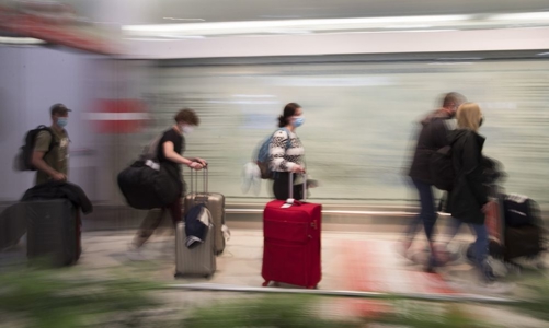 Hàng không vẫn đối mặt nguy cơ phá sản khi trở lại bầu trời