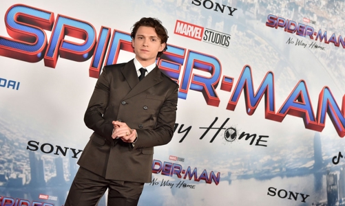 Tom Holland: 25 tuổi, kỷ lục doanh thu phòng vé và gu thời trang xa xỉ