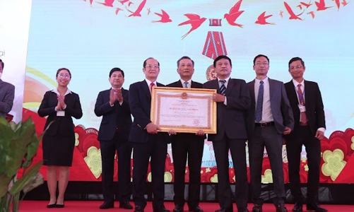 SaVipharm đón nhận huân chương Lao động hạng 3 