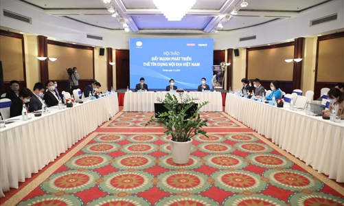 Ai đang tạo nên “ma trận phí” thẻ tín dụng ở Việt Nam?