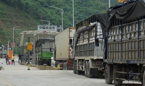 Cửa khẩu Hữu Nghị, Tân Thanh, Chi Ma vẫn thông quan hàng hóa nhưng số lượng hạn chế