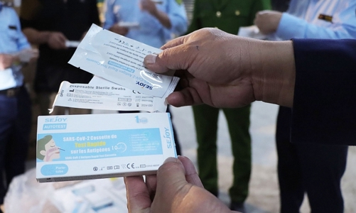 Thu giữ gần 60.000 bộ kit test Covid-19 nhập khẩu bất hợp pháp