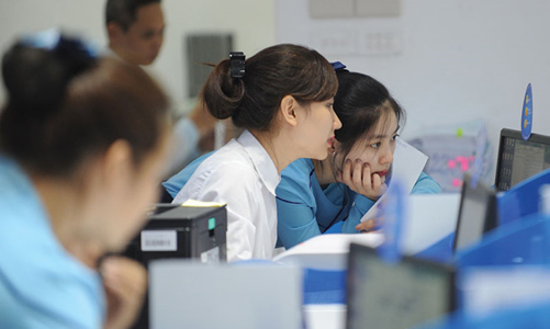 Lương cao, đãi ngộ tốt, doanh nghiệp vẫn “khát” nhân sự cấp cao