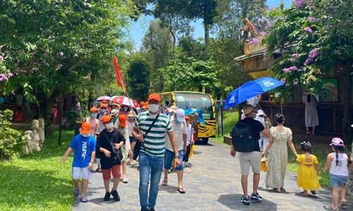 Nhân lực ngành du lịch trong giai đoạn “bình thường mới”