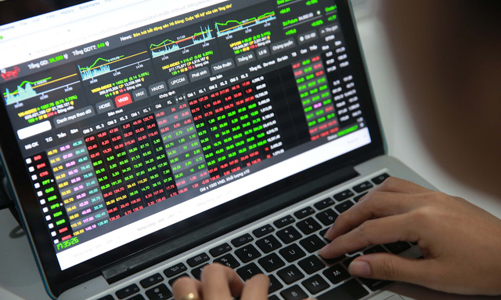 Nhìn từ lợi suất trái phiếu Chính phủ sang thị trường chứng khoán