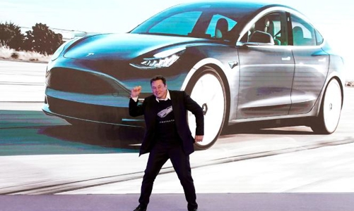 Tesla hé lộ ý định chia tách cổ phiếu, vốn hóa nhảy 84 tỷ USD trong một ngày