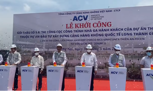 Khởi công gói thầu thi công cọc nhà ga hành khách thuộc 