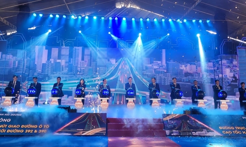 Khởi công dự án trục Đông - Tây và hai nút giao cao tốc Hà Nội - Hải Phòng có mức đầu tư hơn 2.100 tỷ 