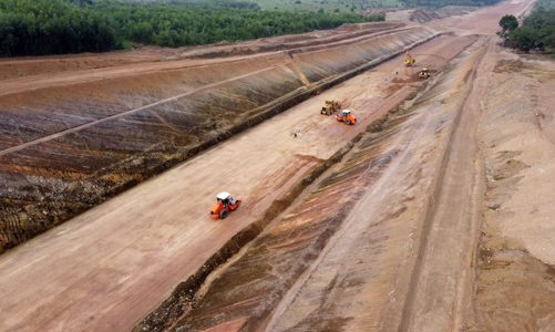 Giá vật liệu xây dựng tăng chóng mặt, Chính phủ yêu cầu “ghìm cương” 