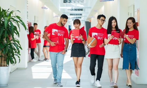 BUV: Môi trường giáo dục quốc tế chắp cánh thành công cho sinh viên Việt Nam 