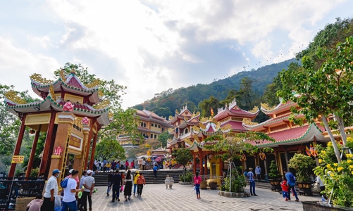 Công ty lữ hành: Náo nức đón khách nghỉ lễ, du lịch hè