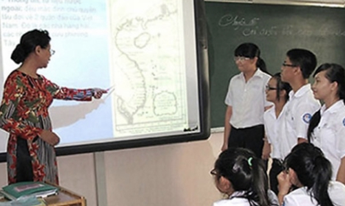 Yêu cầu thiết kế môn Lịch sử trong Chương trình giáo dục THPT gồm cả phần bắt buộc và lựa chọn