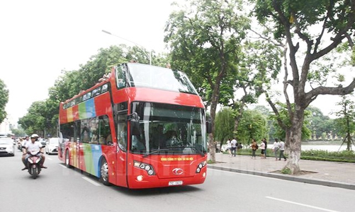 Kéo dài thời gian thí điểm vận chuyển khách du lịch bằng ô tô 2 tầng đến hết năm 2025