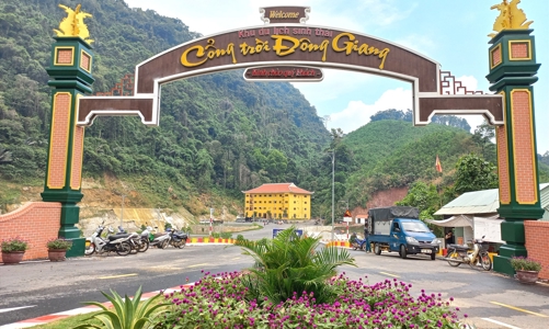 Khu du lịch sinh thái Cổng trời Đông Giang mở cửa đón khách