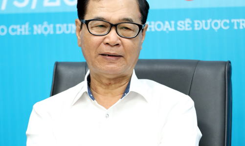 Ông Nguyễn Mạnh Hà: Đất nền phát triển 