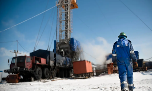 Mỹ đề xuất EU áp thuế lên dầu Nga