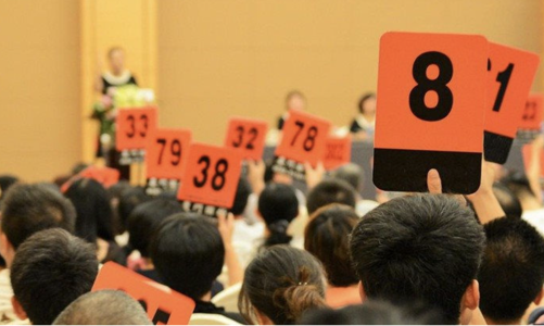 Giao dịch tự doanh 25/5: Tập trung gom toàn cổ phiếu bán lẻ và ngân hàng