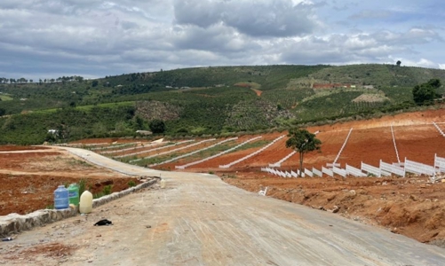 Vẫn còn tình trạng người dân mở đường trái phép tại Di Linh, Lâm Đồng