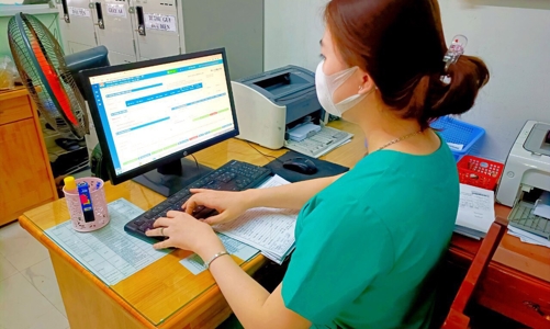 Ứng dụng công nghệ trong quản lý phòng khám tư nhân: Giải pháp nào là toàn diện nhất hiện nay?