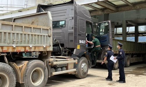 Phát hiện, xử lý hơn 1.000 vụ vi phạm về hải quan trong 1 tháng