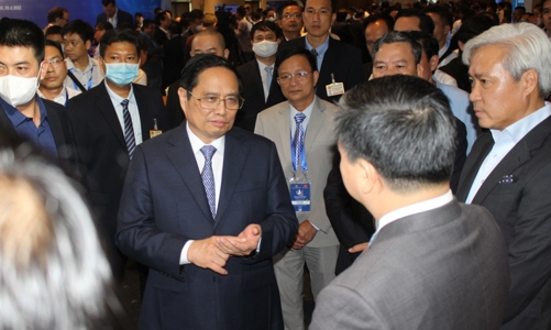 Xây dựng nền kinh tế độc lập, tự chủ gắn với hội nhập kinh tế sâu rộng