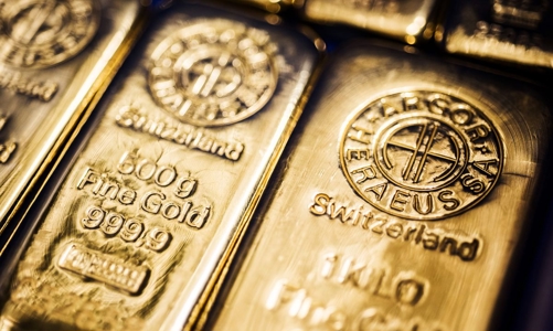 Vàng tụt giá vì đồng USD và lợi suất trái phiếu Mỹ cùng tăng