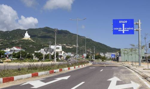 Bình Định bàn giao gần 100 km cọc mốc cho cao tốc Bắc - Nam và đầu tư nhiều tuyến đường nghìn tỷ