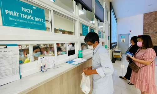 Thiếu thuốc chữa bệnh, giải pháp nào khắc phục?