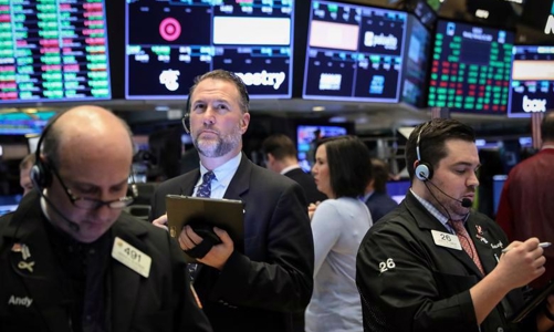 S&P 500 giảm 5 phiên liên tiếp, dầu thô tụt giá, Bitcoin vẫn lao dốc