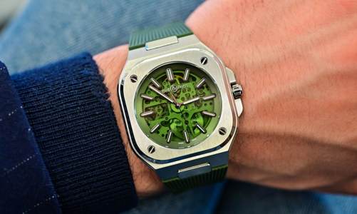 Đồng hồ Bell & Ross BR05 Skeleton Green: đô thị hơn, hiện đại hơn