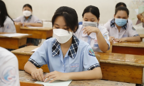 989.863 thí sinh đến làm thủ tục dự thi tốt nghiệp THPT 2022 vào ngày 6/7