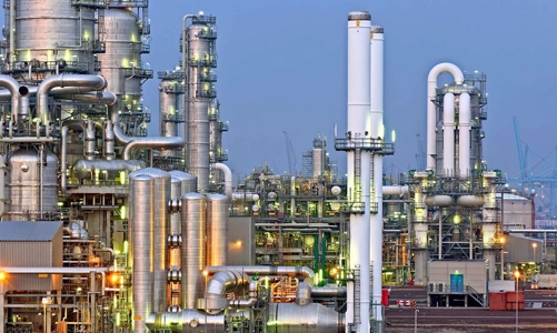 Xây dựng hoàn chỉnh ngành công nghiệp hóa chất để đáp ứng nhu cầu trong nước và xuất khẩu