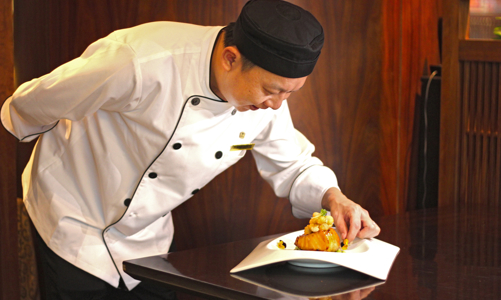 Tự nấu 3 món Á 5 sao cùng bếp trưởng Ooi Kar Kim