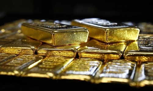 Giá vàng tụt mạnh vì lãi suất và đồng USD cùng tăng