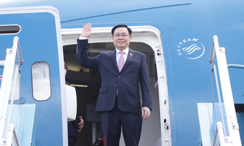 Chủ tịch Quốc hội Vương Đình Huệ kết thúc tốt đẹp chuyến thăm Hungary và Vương quốc Anh