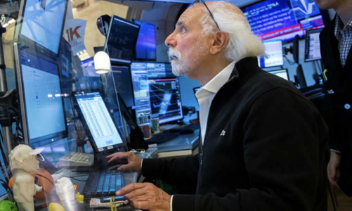 Hết lao đao vì lạm phát, chứng khoán Mỹ giờ lại bị mối lo suy thoái đe doạ