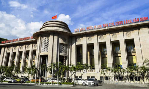 Ngân hàng Nhà nước nâng giá bán USD, chuyển sang phương thức bán giao ngay