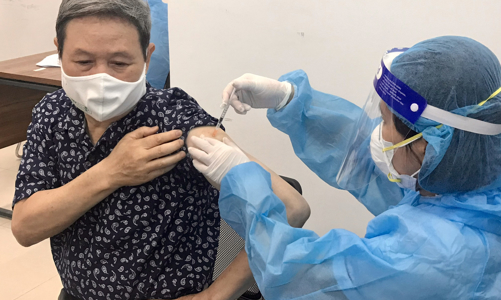 Ghi nhận biến thể BA.4, BA.5, chuyên gia khuyến cáo sớm tiêm mũi nhắc lại