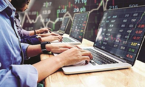 Tự doanh bán mạnh cổ phiếu 