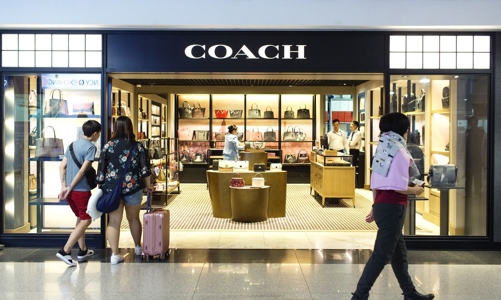 Coach tăng giá sản phẩm, muốn tiến vào phân khúc xa xỉ ở Trung Quốc