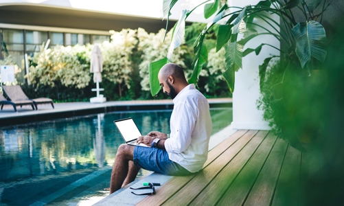 Bali thu hút du khách làm việc từ xa